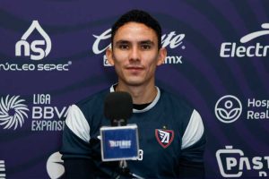 ALEJANDRO VENEGAS “QUIERO SER UN EJEMPLO DENTRO Y FUERA DE LA CANCHA”